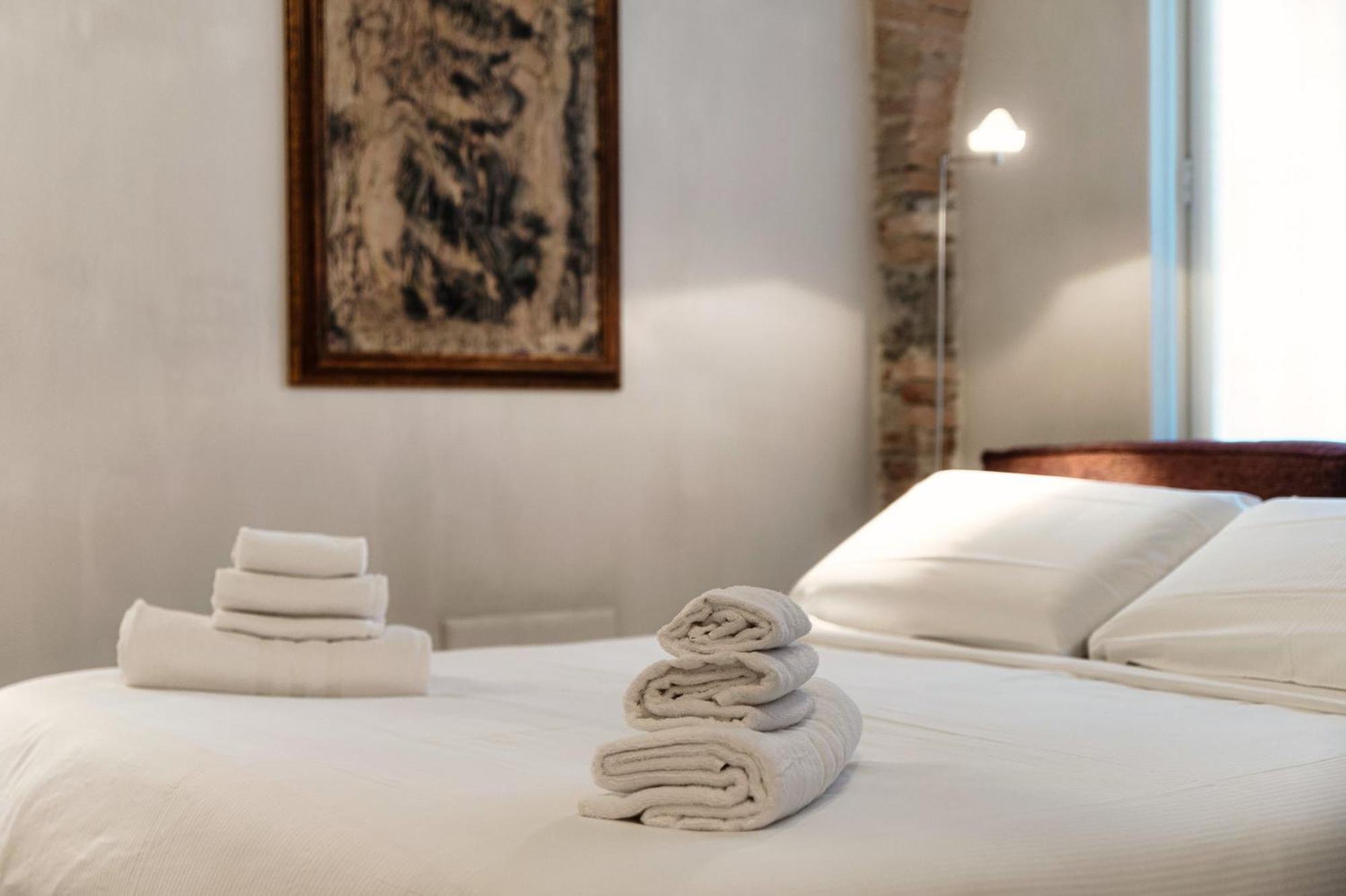 Suites Lorodellago Como - The House Of Travelers Zewnętrze zdjęcie